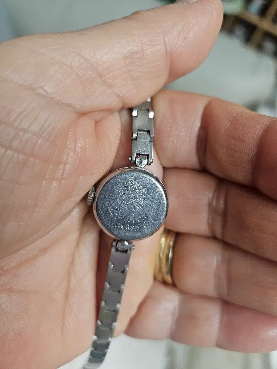 ウォッチ シルバー