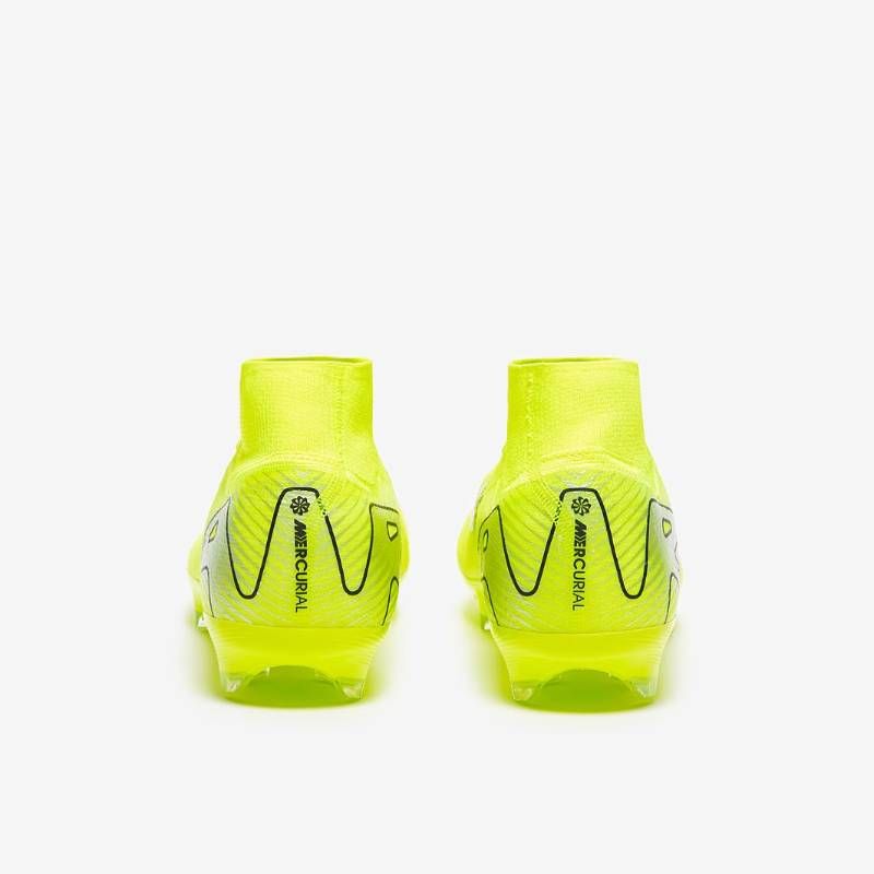 送料無料・匿名配送】Nike サッカー スパイク Nike Air Zoom Mercurial