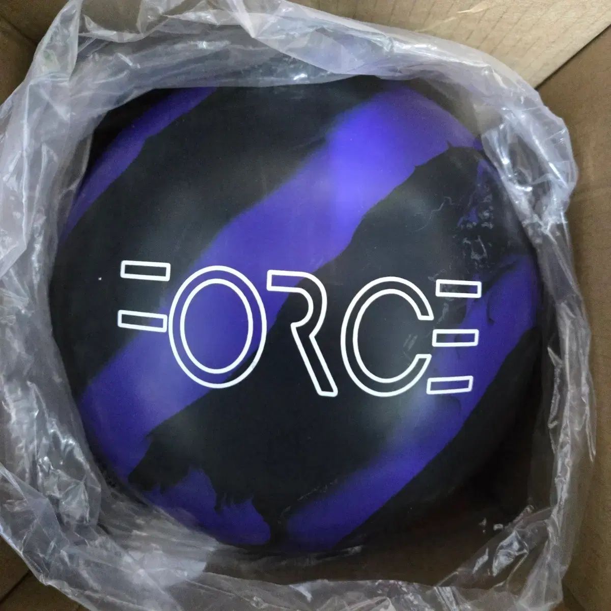 14 パウンド 球 ピラミッド フォース パープルブラック ボーリング