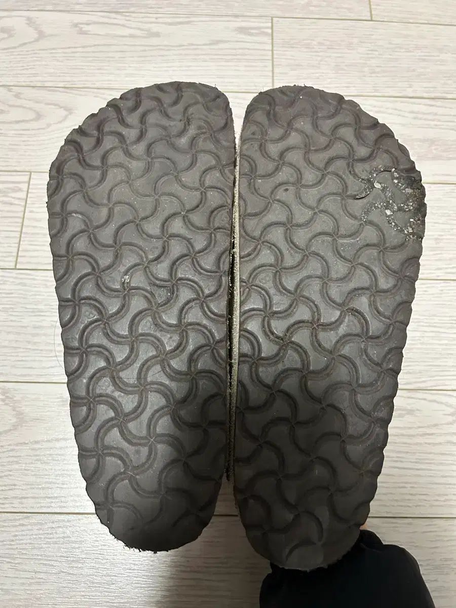 ビルケンシュトック ボス スウェード サンダル 260