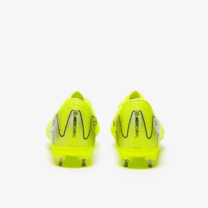 送料無料・匿名配送】Nike サッカー スパイク Nike Air Zoom Mercurial