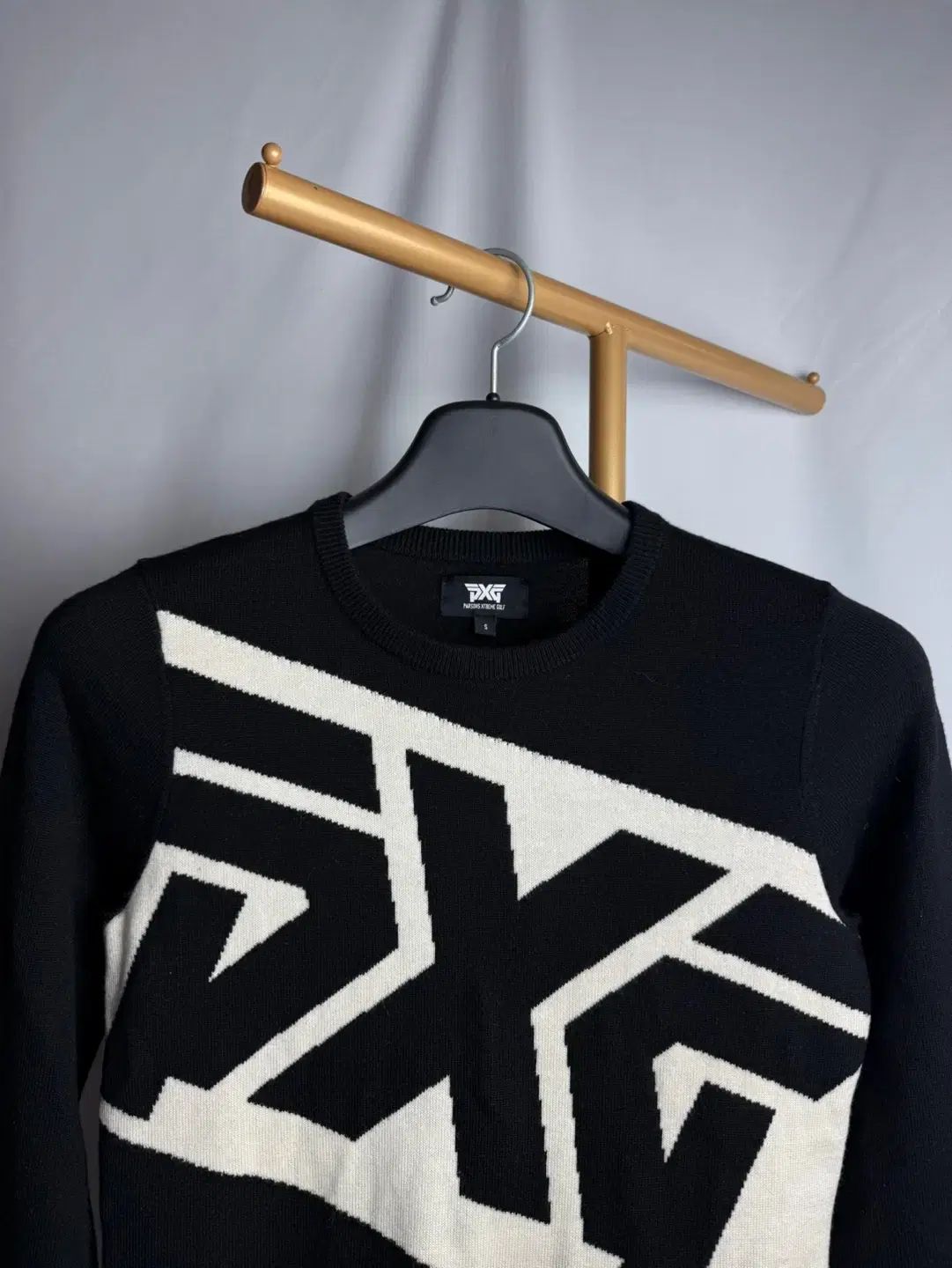 S ) PXG ビックロゴ ニット - メルカリ