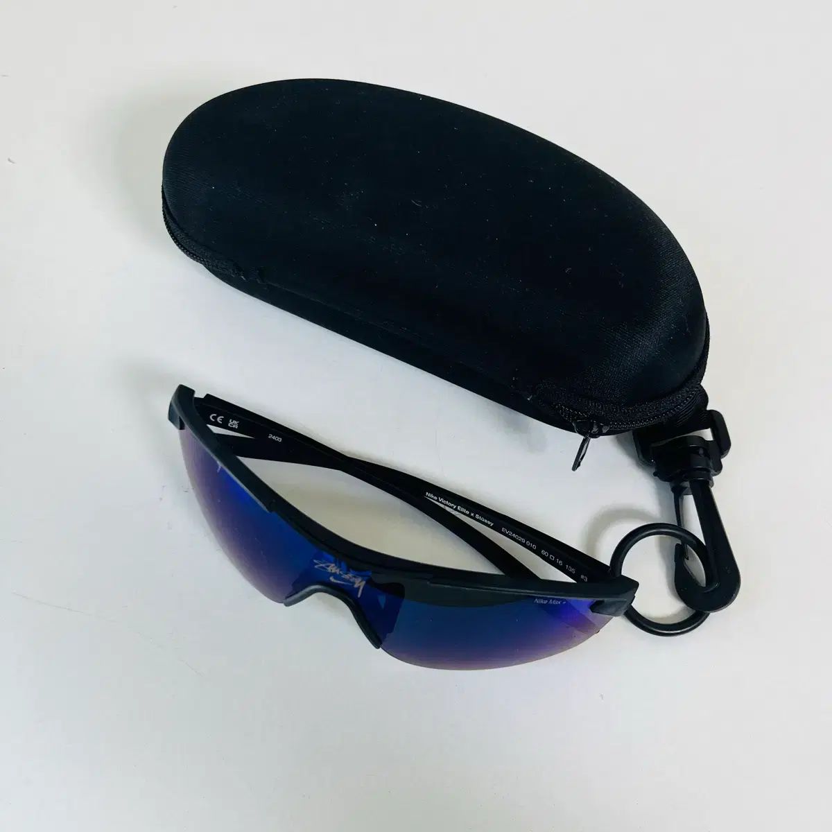 ナイキ x STUSSY ヴィクトリー エリート サングラス ブラック