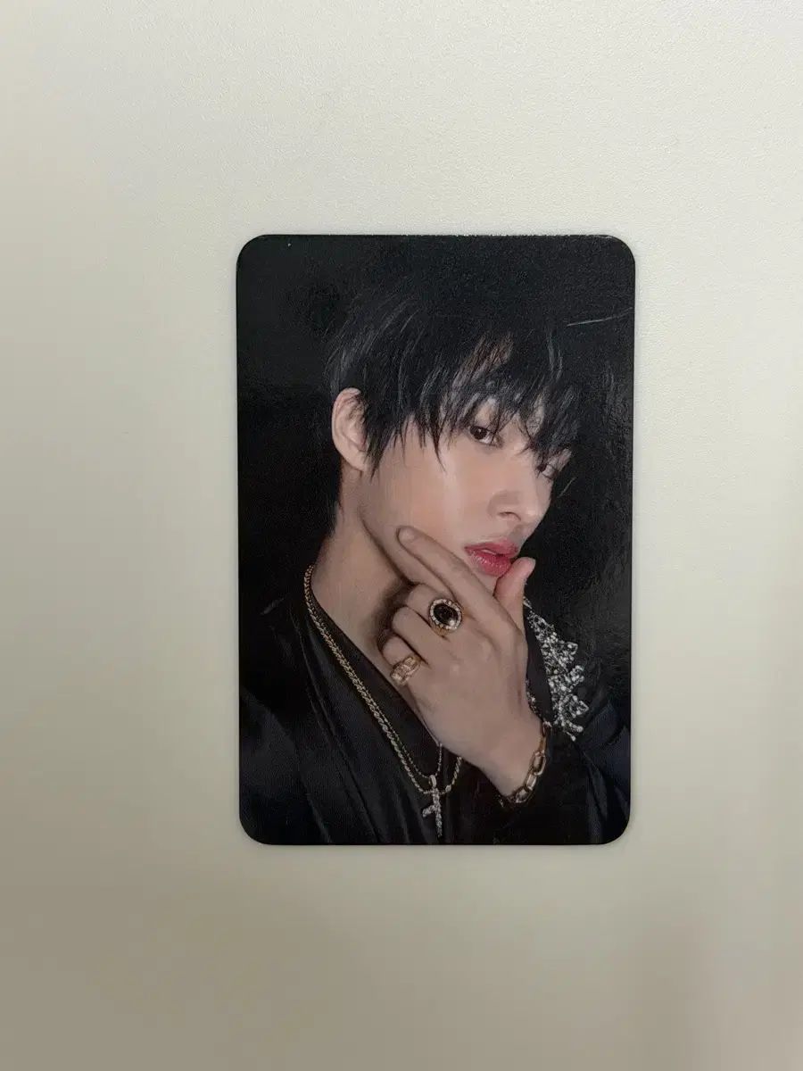 ATEEZ（エイティーズ・アチズ）ミンギ(MINGI) IN U版 トレカ - メルカリ