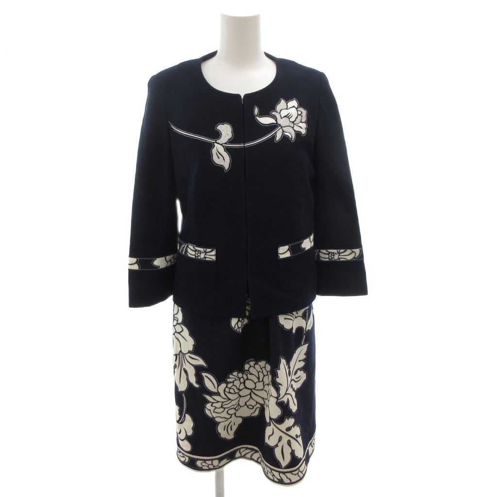 レオナール　花柄　セットアップ　濃紺 レオナール LEONARD ファッション FASHION フォーマル スーツ