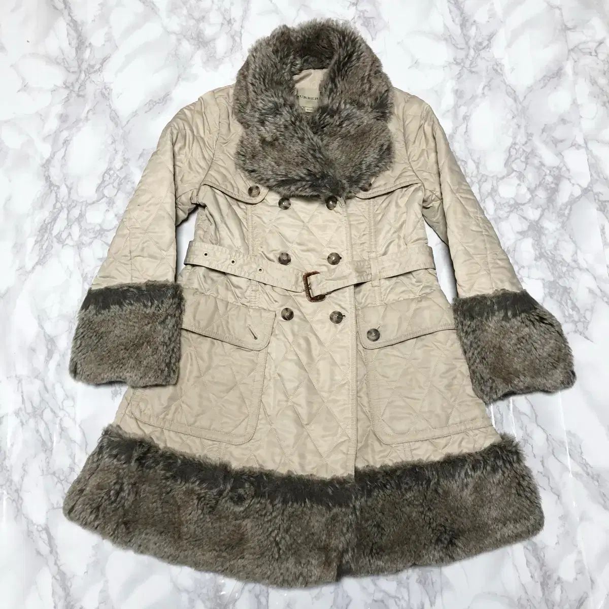 バーバリー ダウン ジャケット ファーデザインテープ 8 size