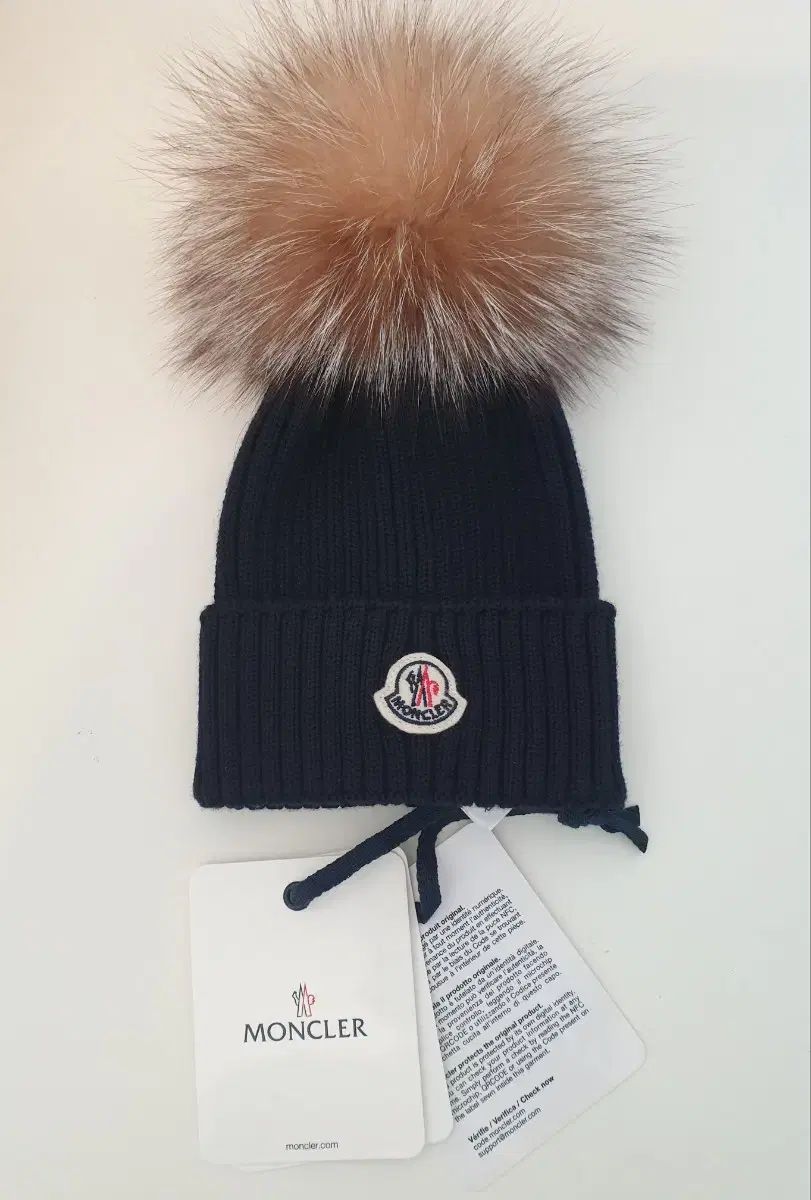 モンクレール ユア YOOA 冬 ビーニー