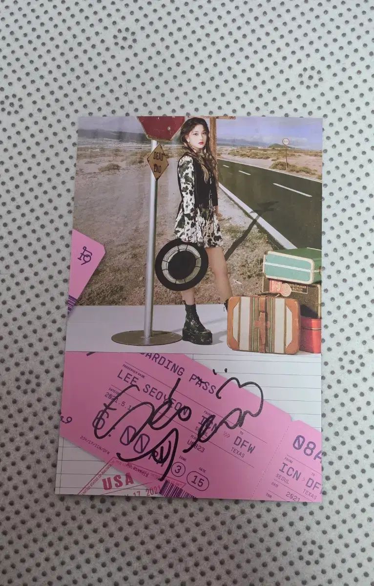 fromis_9(プロミスナイン・プミナ) イ・ソヨン(LEE SEOYEON) サイン