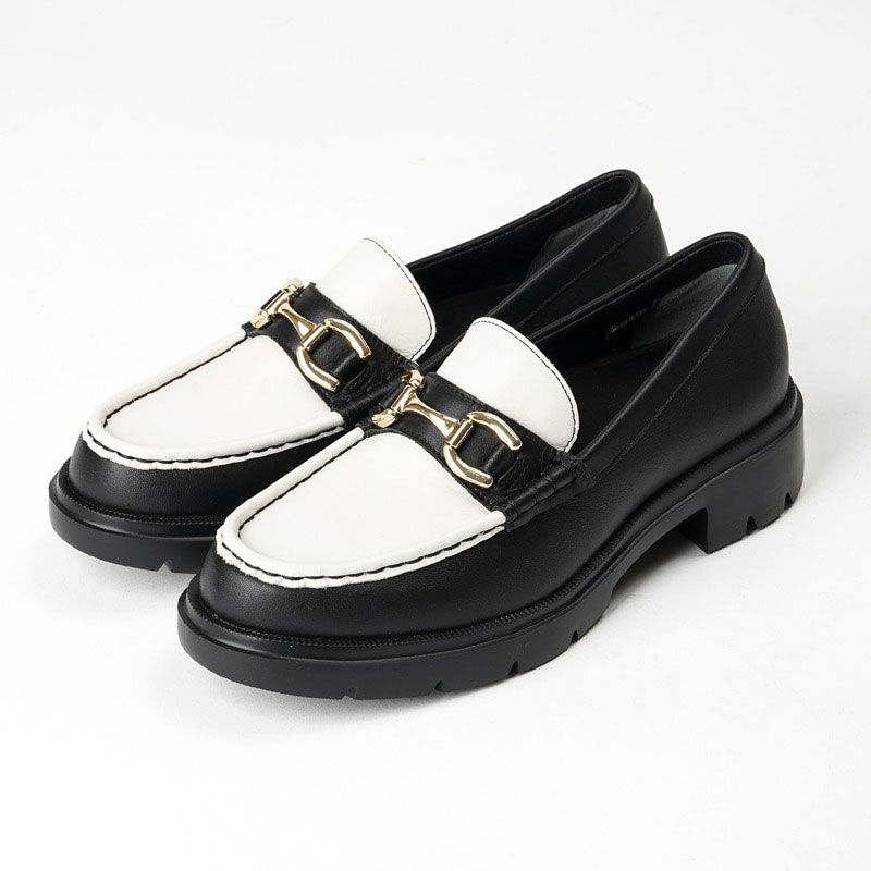 午年に‼️あのスワロフスキー❣️ 最高 アラビアンスタリオン