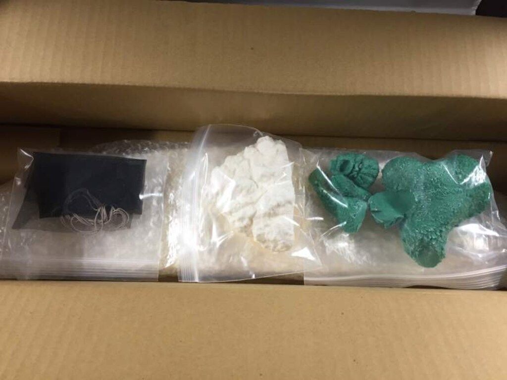 痛快娯楽劇場 レジンキャストキット 原型 橋本智 ガイラ 三浦半島の恐怖