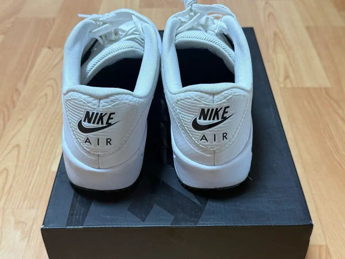 ナイキ NIKE ゴルフシューズ エアマックス 90 g スパイクレス 厚底 シューズ 285