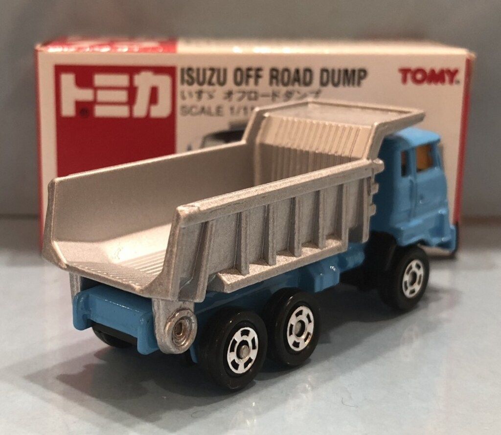 トミー トミカ赤箱中国製 いすゞ オフロードダンプ 73 - メルカリ
