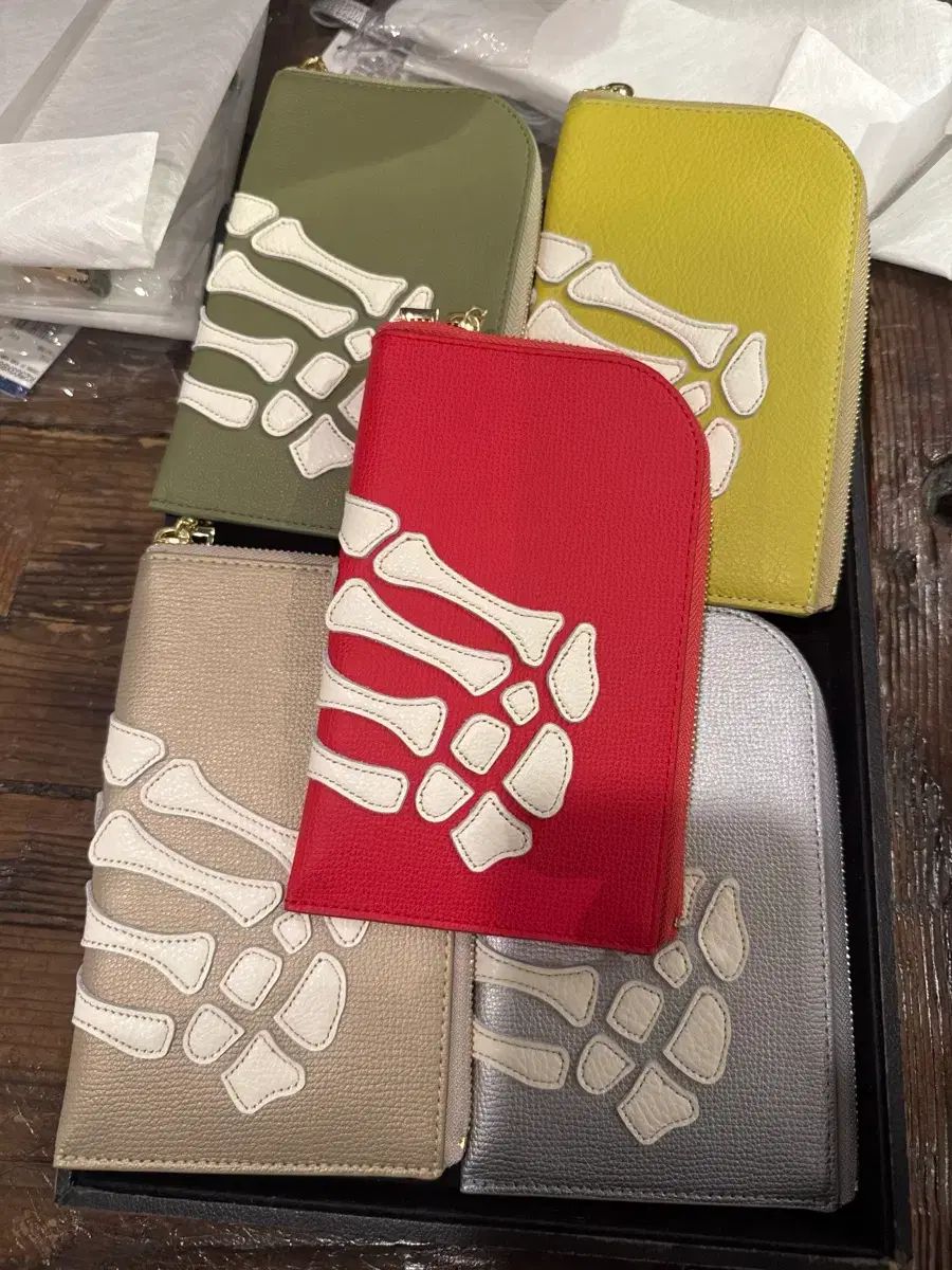 KAPITAL キャピタル 떰즈 UP 本 ジップ ネック バッグ オリーブ