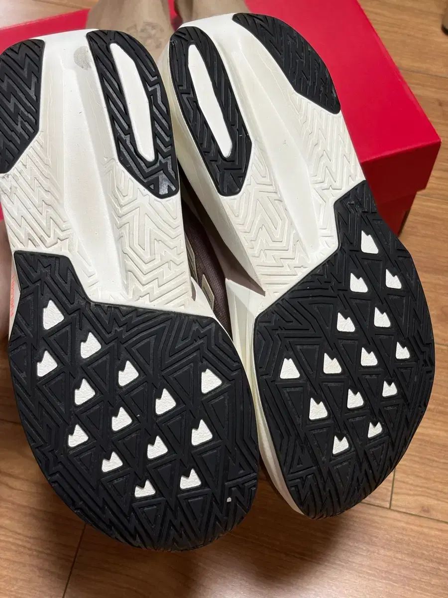  265 ニュー ンス フューエルセル レベルv 5 2 E FuelCell Rebel 登山靴 トレッキングシューズ アウトドアシューズ