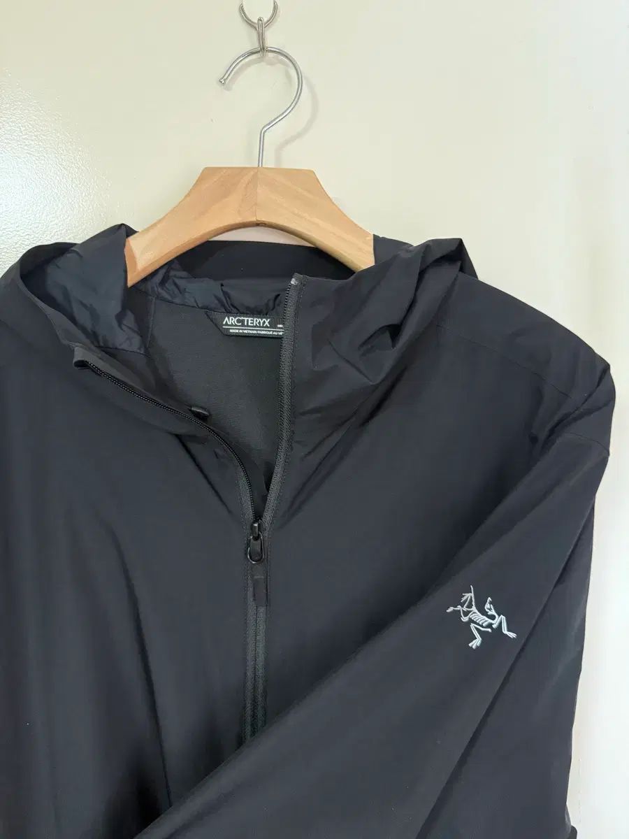 ARC TERYX アークテリクス ソラノ フーディー ブラック M