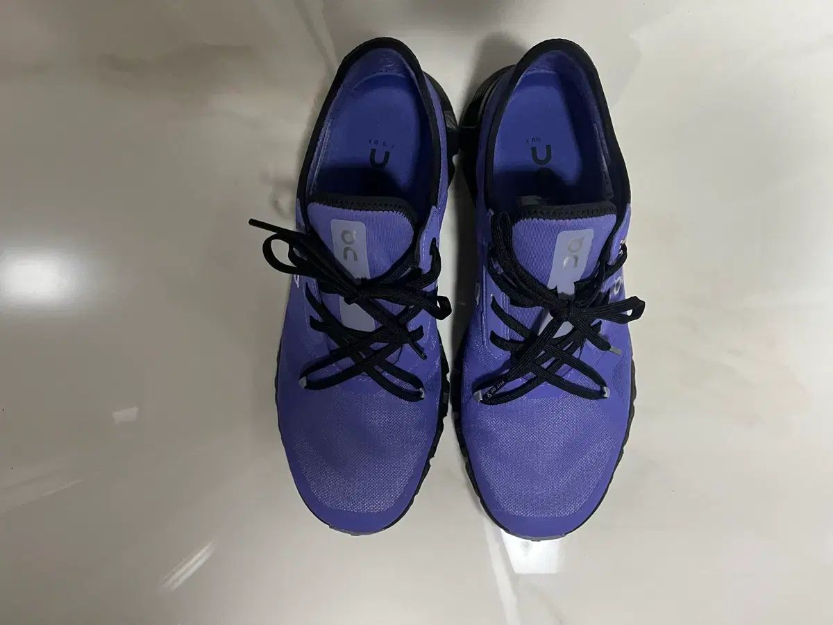 オン ランニング クラウドx 3 ブルーベリー ブラック 42 EU size 265