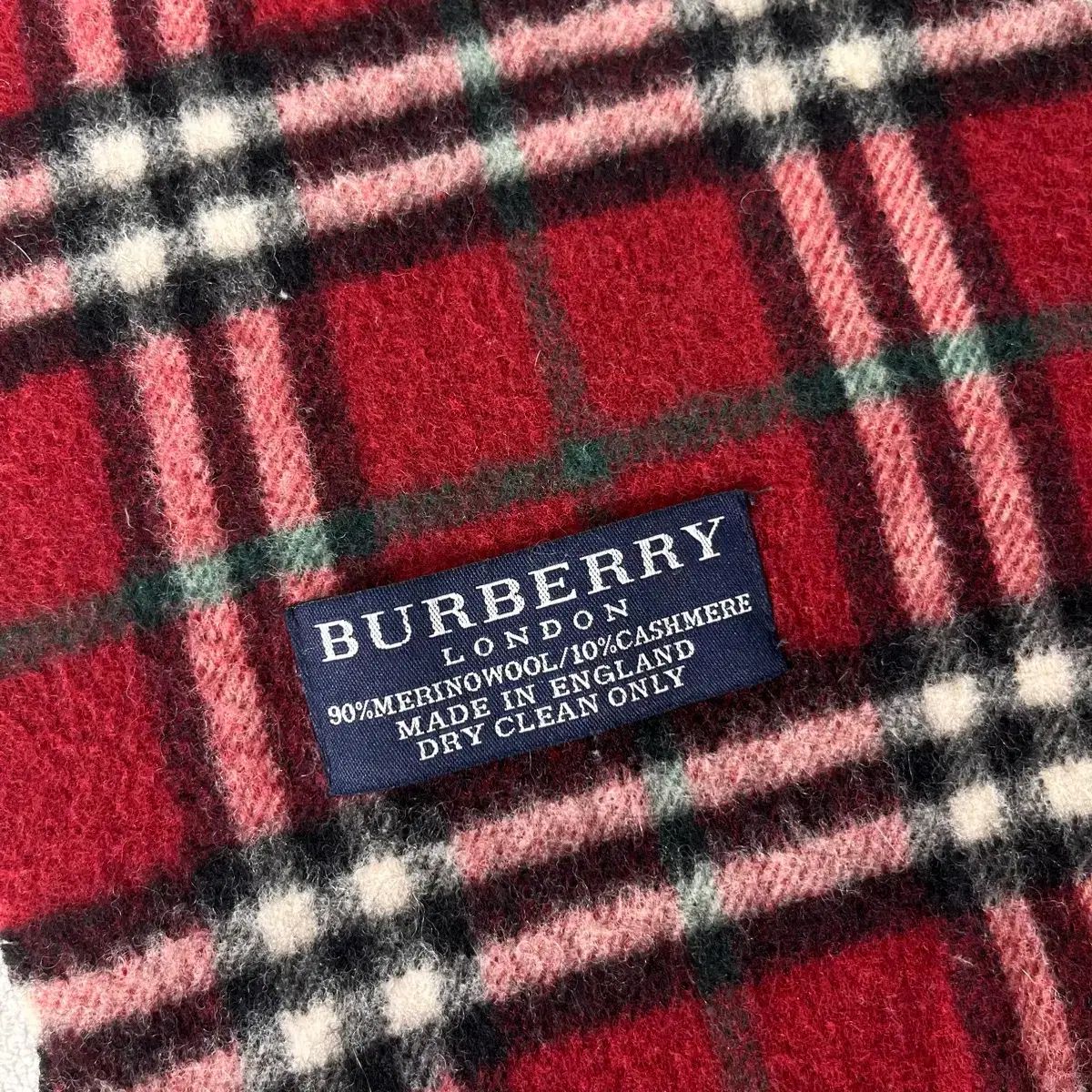 バーバリー ノヴァチェック 良い カシミア バーガンディ マフラー BURBERRY ノバチェック ピンク マフラー カシミヤ100 Burberrys カシミヤ マフラー バーガンディ
