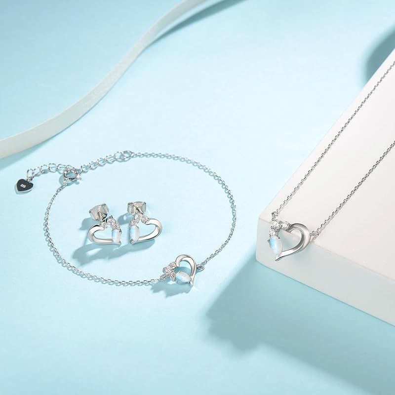 新品】 [AGVANA] レディース ネックレス 12ヵ月 誕生石 ハート