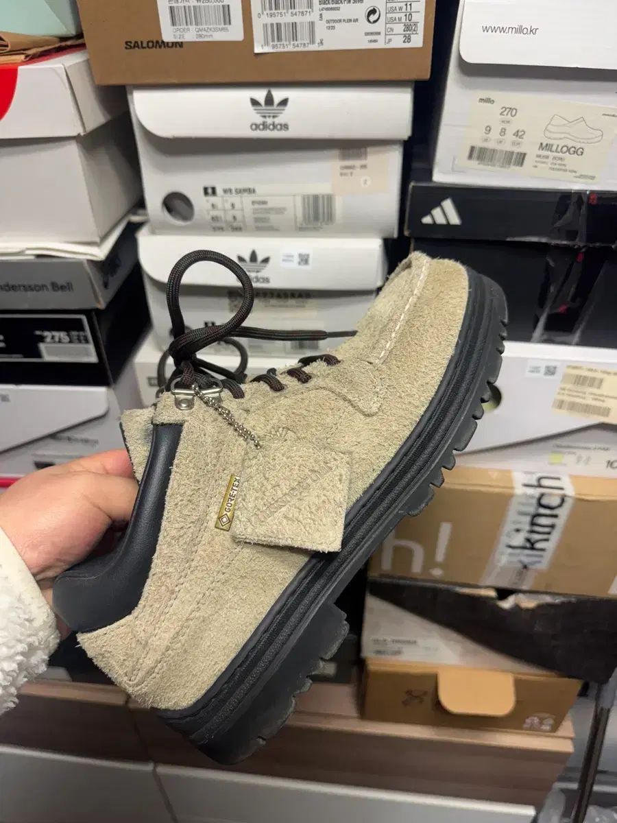 265 Timberland thisisneverthat ヘリテイジ GORE TEX® 목 토 ミッド ブーツ デザート