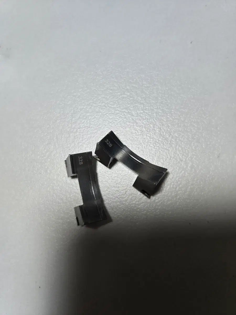 チューダー ブラックベイ 58 GMT ラバー用 エンドリンク 2 EA