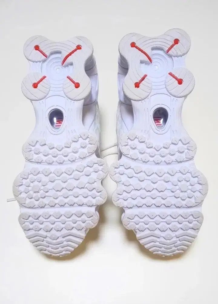 オレンジ ランニングシューズ