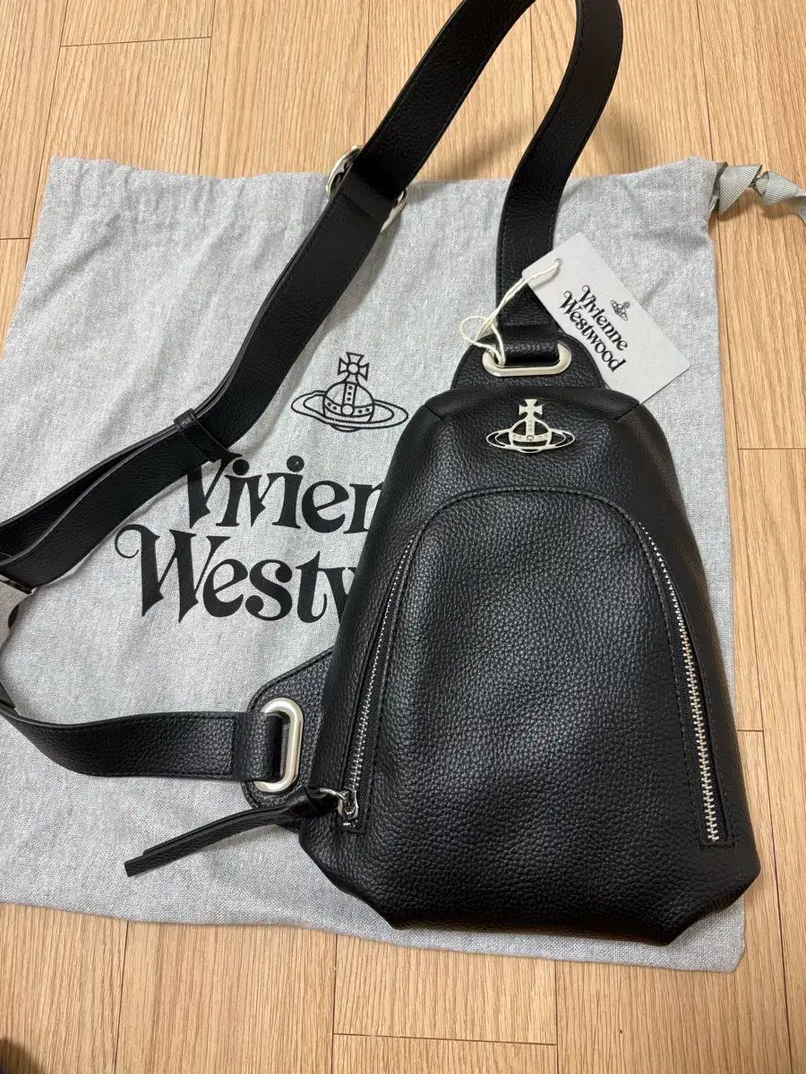 ヴィヴィアン ウエストウッド スリングバック バッグ