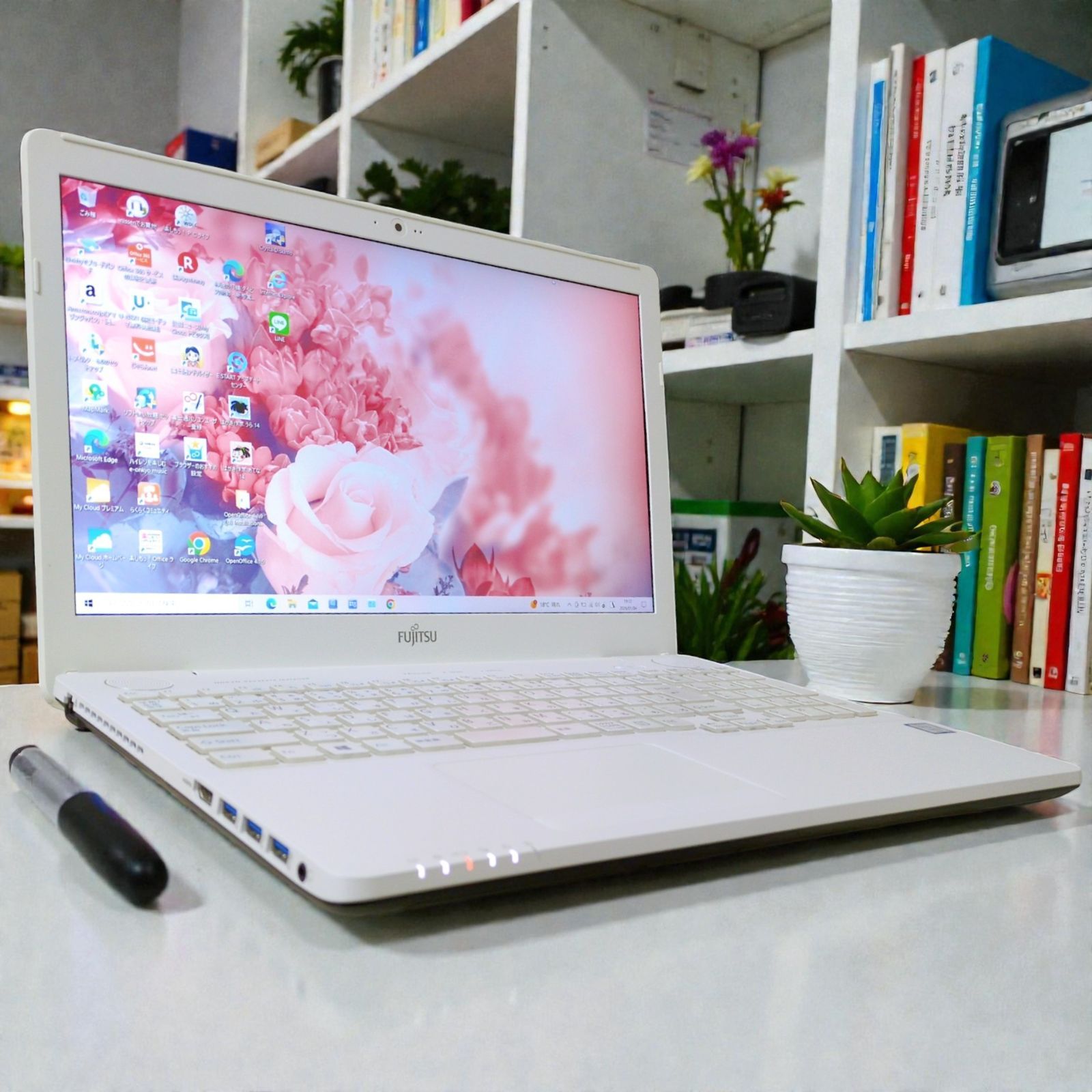 ノートパソコン 富士通 Windows 11 Core i 7 6700 HQ メモリ8 GB SSD１TB BD RE 15 6インチ 解像度1366 768