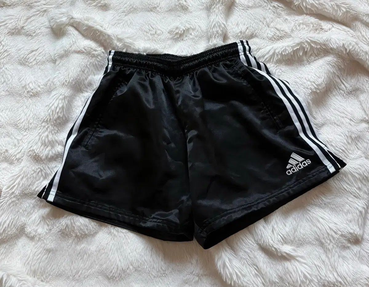 ゴーシャ x アディダス ウーブン ショーツ ハーフパンツ ブラック M