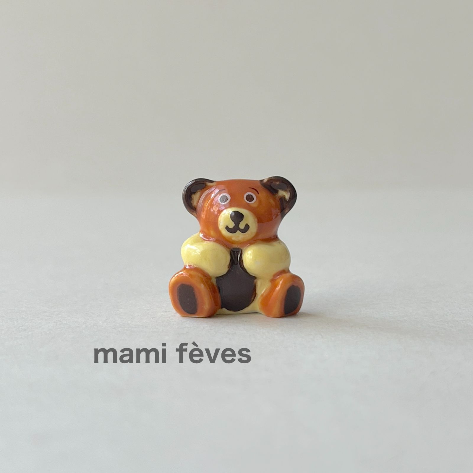 フェーヴ ブラウンのくま フランス フェーブ ミニチュア陶器 - メルカリ