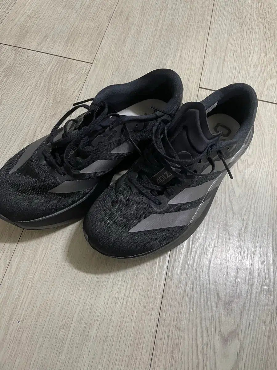 アディダス アディゼロ evo sl 245