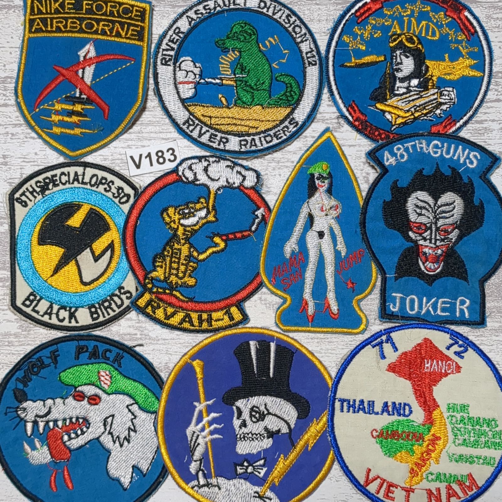 初売600円引☆1/7まで！ ワッペン 10枚 ☆V183 BLUE 青 ベトナム 戦争