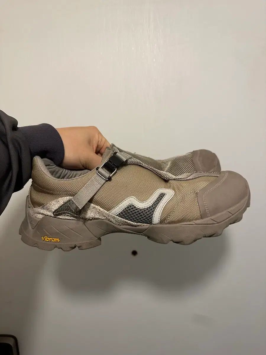 ROA ロア ミナ旧 Ver. ベージュ eu 45 290