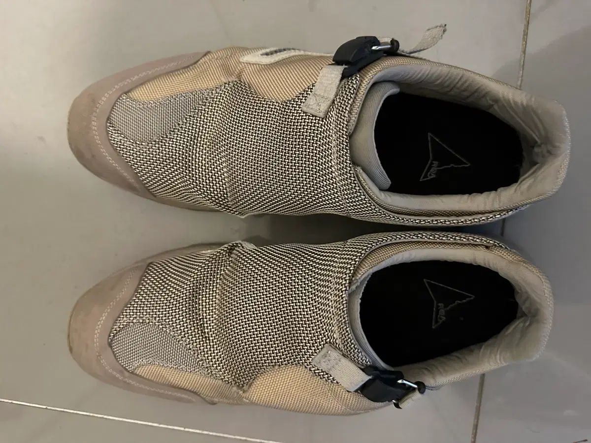  ROA ロア ミナ旧 Ver. ベージュ eu 45 290 登山靴 トレッキングシューズ アウトドアシューズ