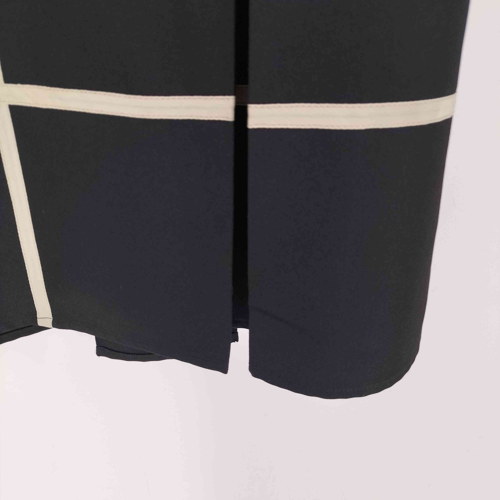 UNITED TOKYOクロッシングラインスカート サイズ2 クロッシングライン