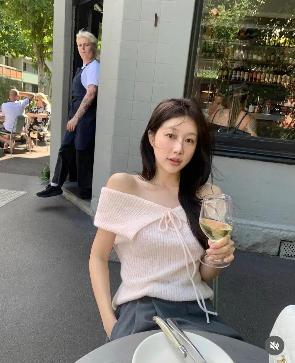 リリーコーツ オフショルダー スリーブレス ニット ピンク