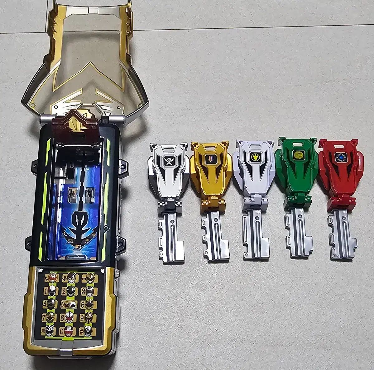 ゴーカイセルラー