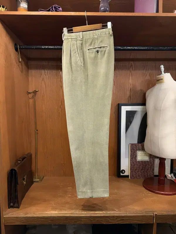 ALLURE CONFORT コーデュロイ パンツ 32 33