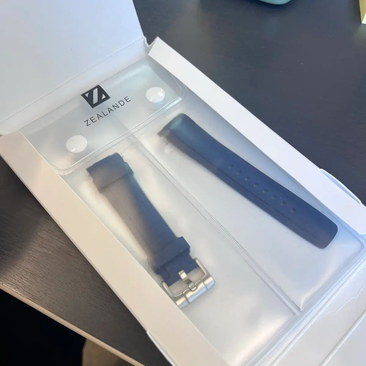 ニュージーランド ROLEX ロレックス GMT マスター 新モデル ラバー バンド