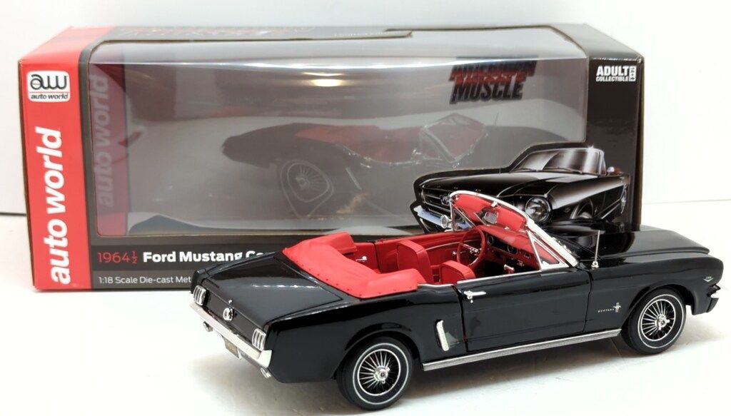 auto world 1 18 MUSCLE 1964 Ford Mustang Convertible Black