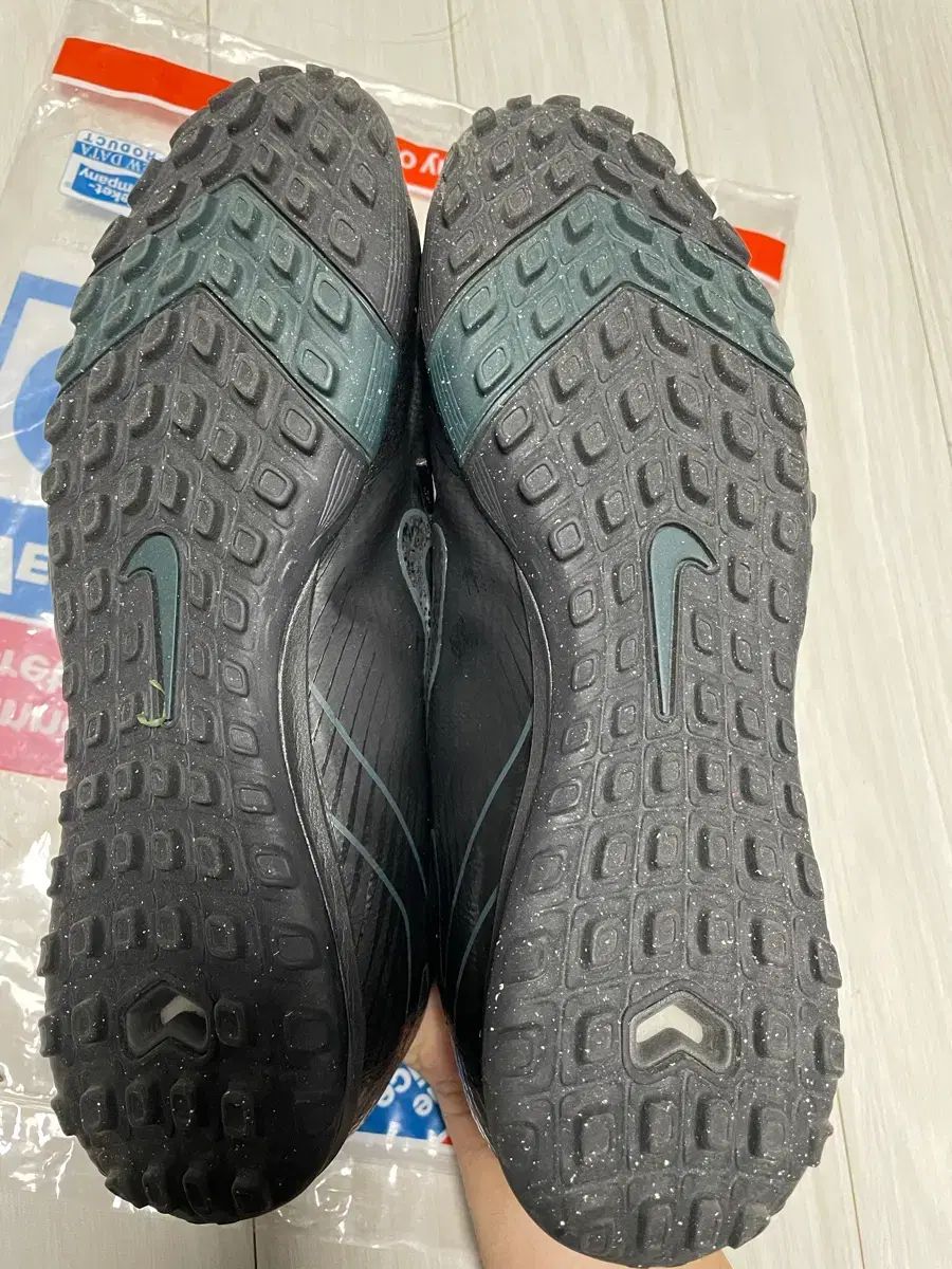 ナイキ マーキュリアル ズーム ベイパー 16 プロ TF 260