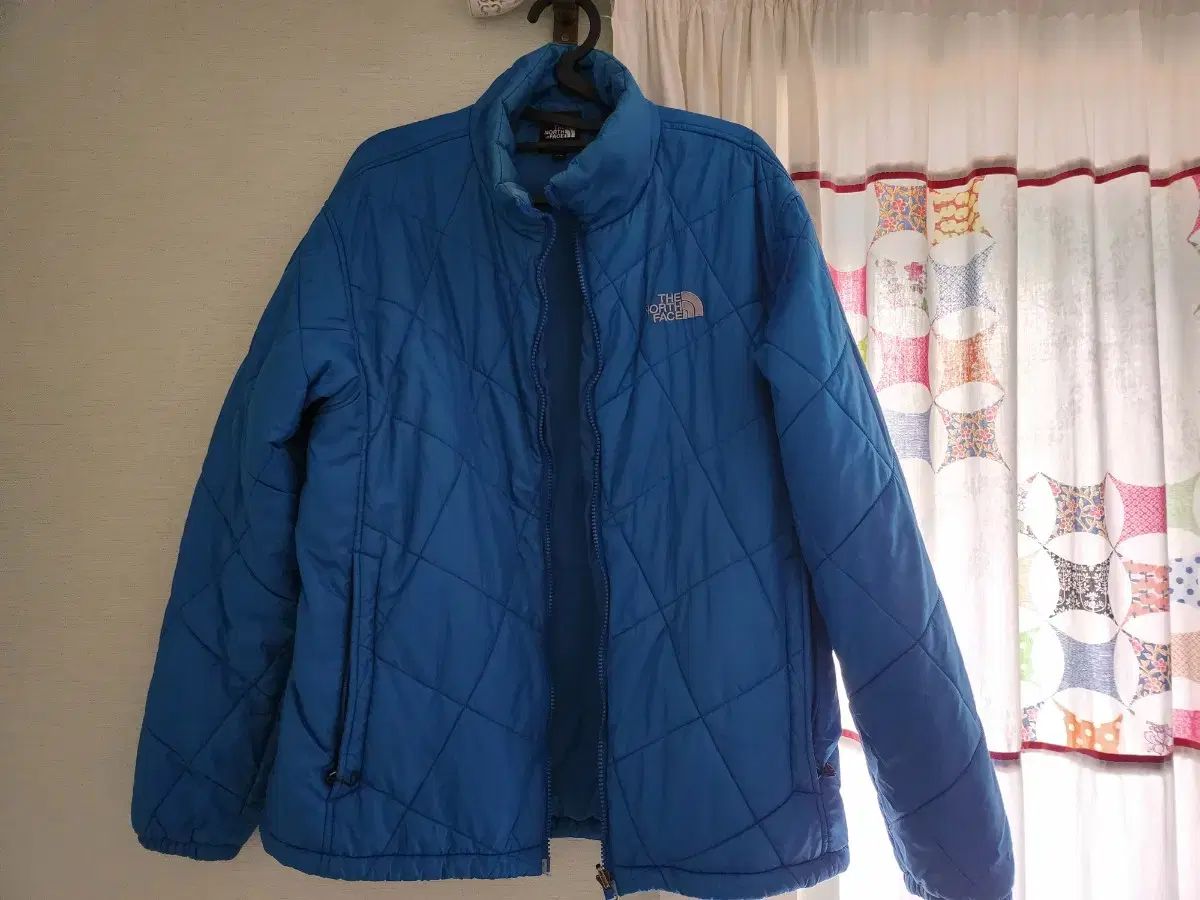 ウィンドブレーカー ジャケット