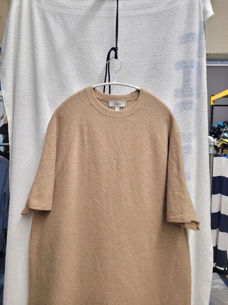 COS ラウン​​ド半袖 ウール ONE PIECE レディース EUR S 新 商品 大きめ