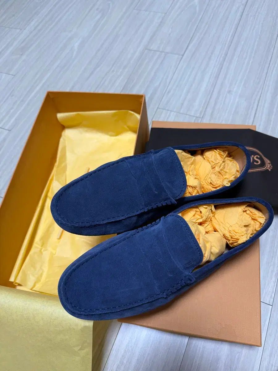 TOD S トッズ ドライビングシューズ ネイビー 25 5 cm