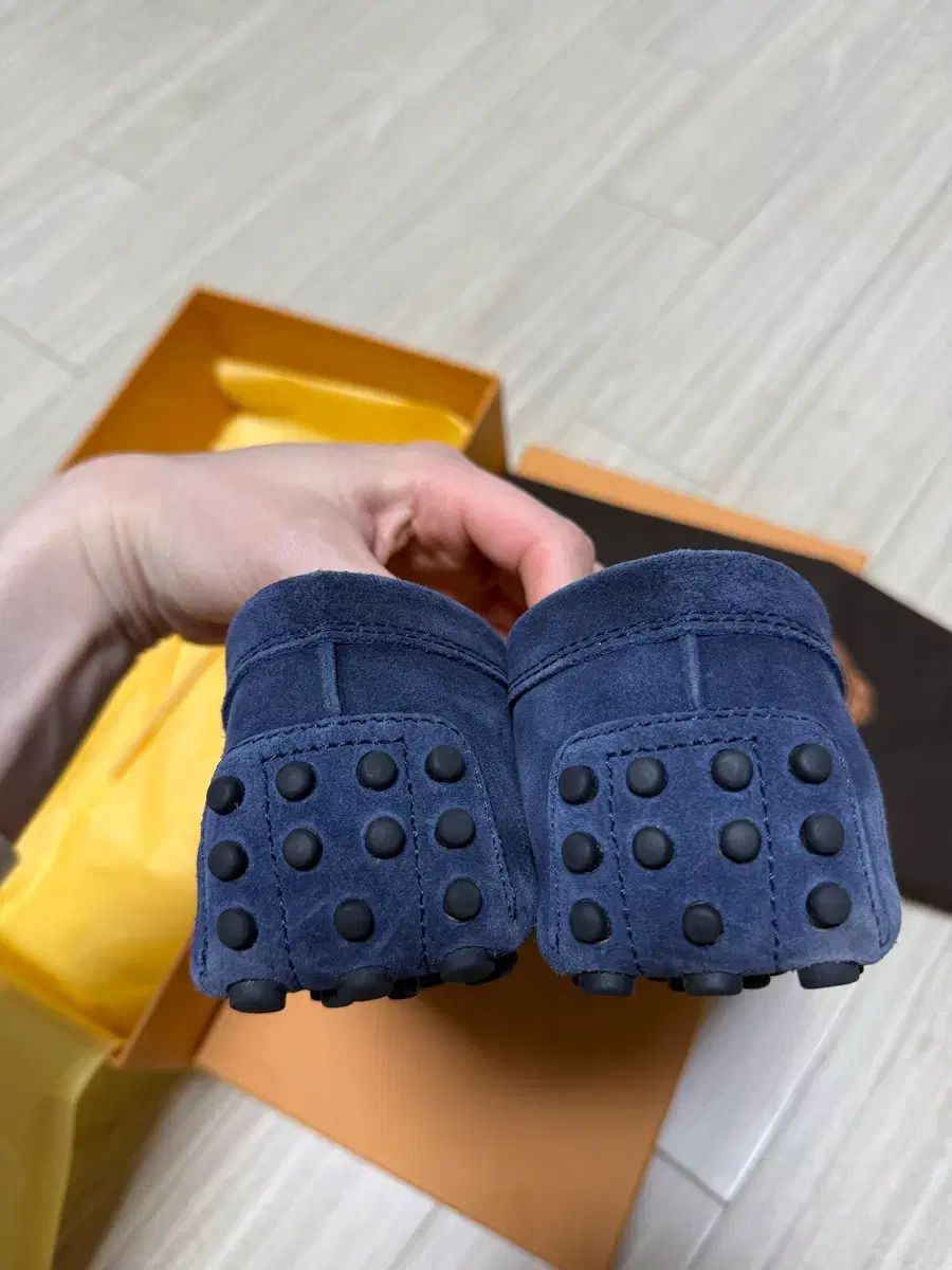 トッズ ドライビングシューズ