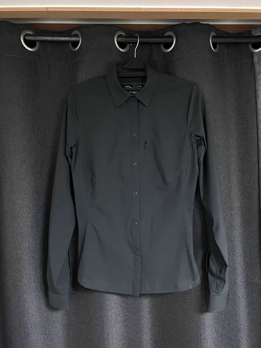 アークテリクス レディース シャツ グレー