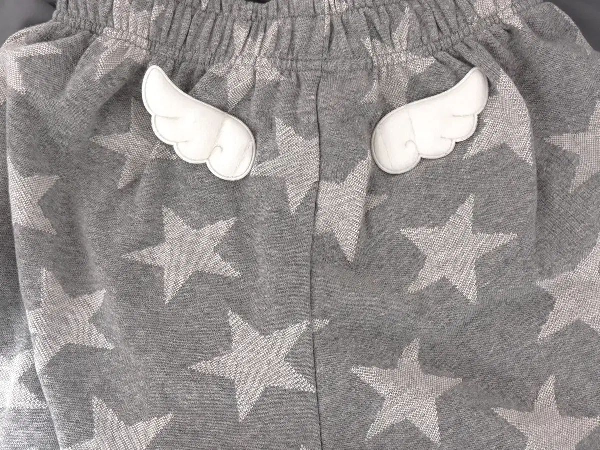 クルット スタジオ 星の天使 フリル トラックパンツ グレー