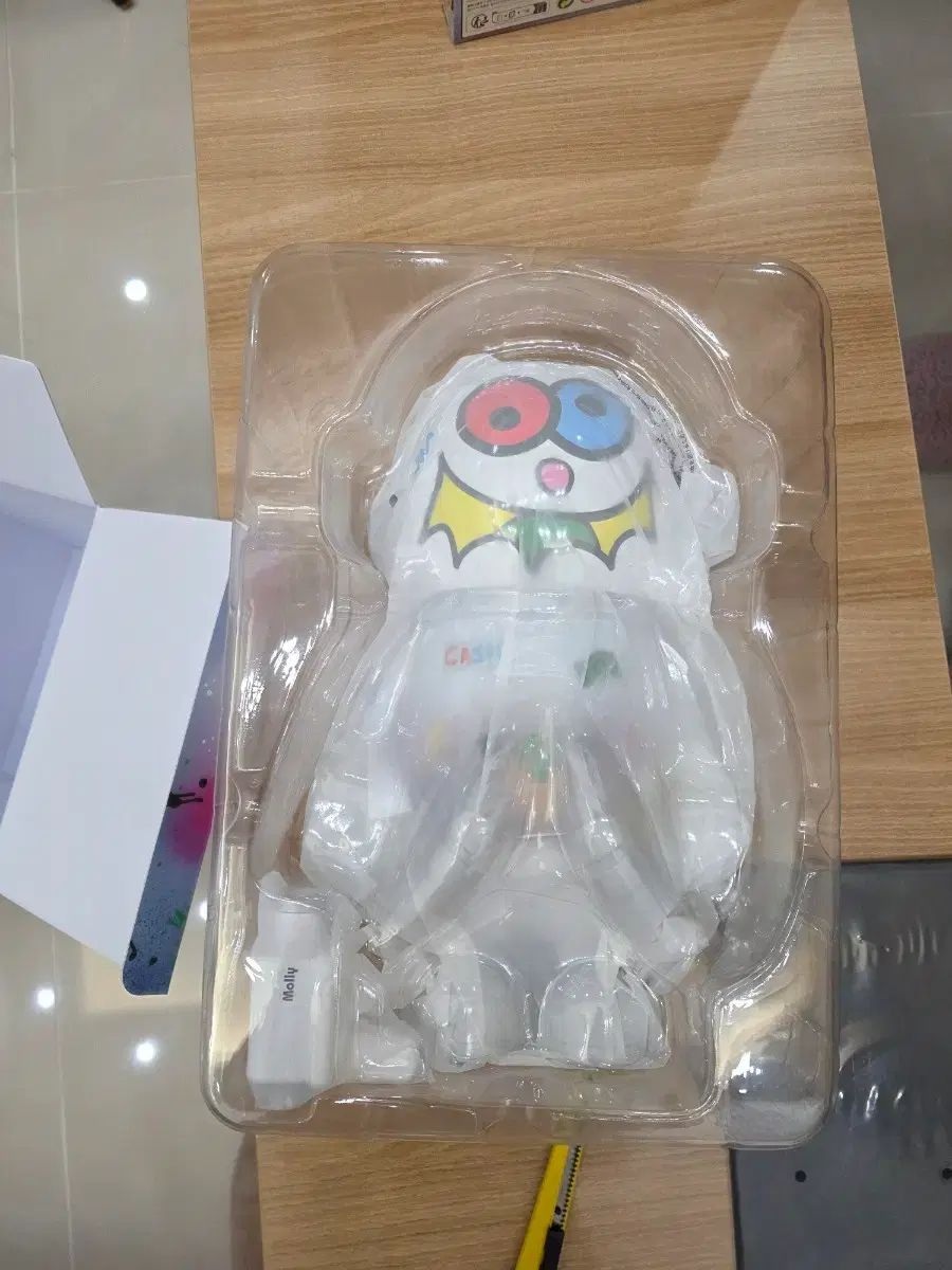 メガスペースモリー ジョンバーガーマン400%ヘドン