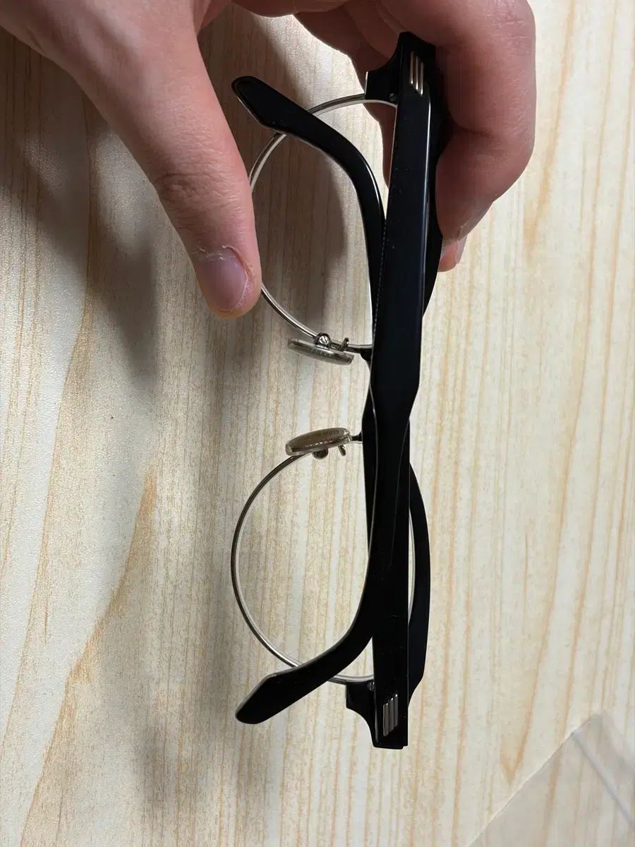 CUTLER AND GROSS カトラー アンド グロス 1335 ブラック シルバー