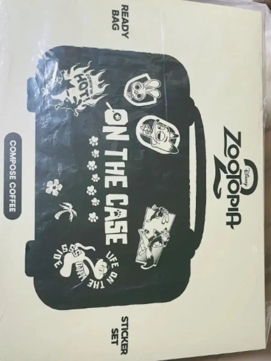 割引販売 COMPOSE COFFEE ミニキャリーケース Disney ステッカー