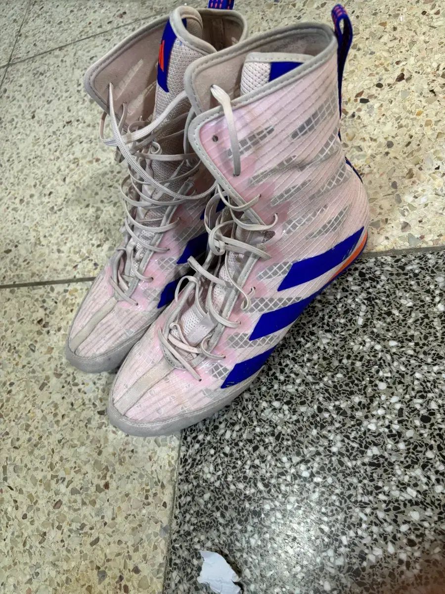 アディダス ボクシング シューズ 270